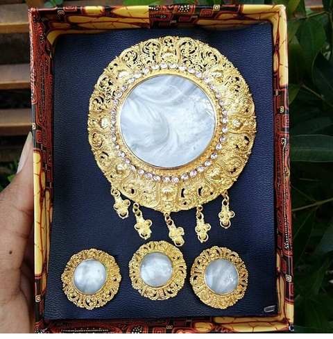 Baliya Set Bros Alpaka Putih Modern