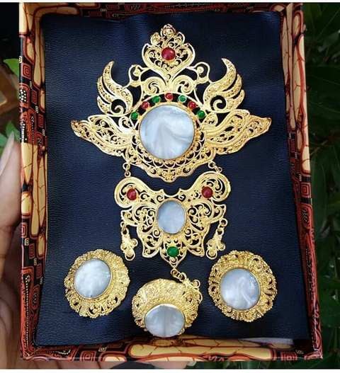 Bros Alpaka Baliya Warna Putih