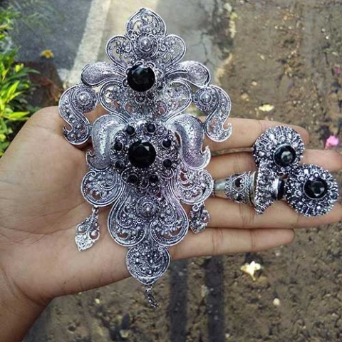 Set Bros Kebaya Terbaru Warna Hitam