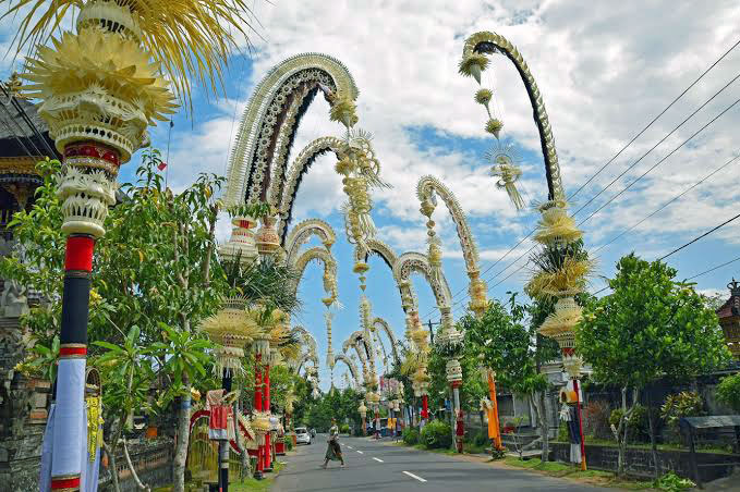 Hari Raya Galungan dan Kuningan
