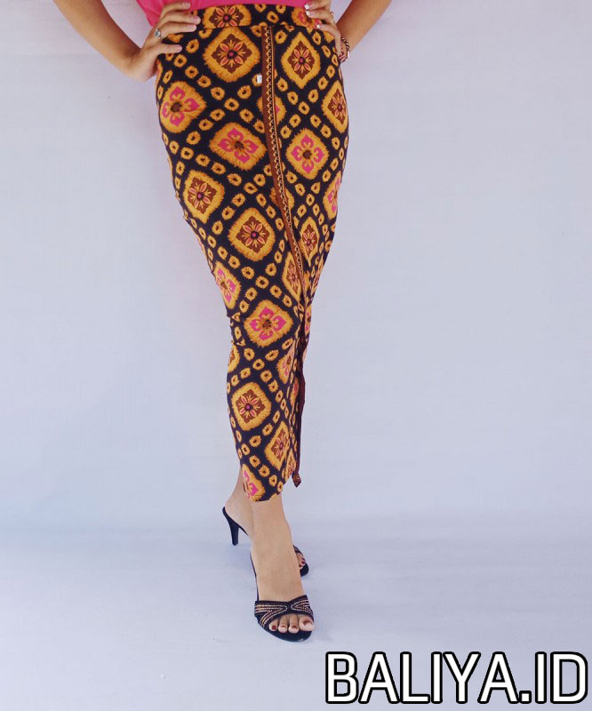 Kamen Jadi Denim Manggala