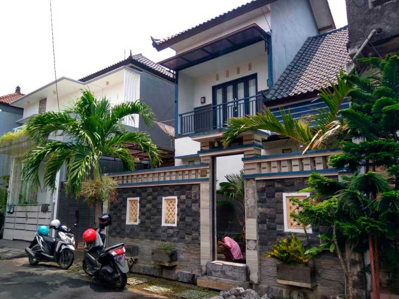 Rumah Bali Tingkat Mewah