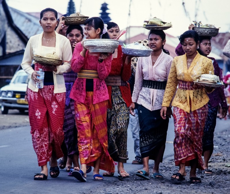 gadis asli bali