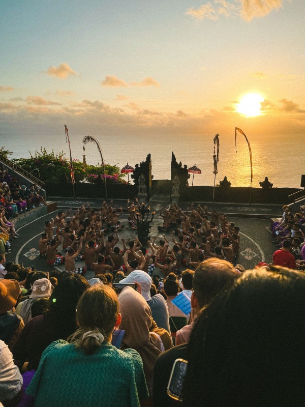 tari kecak wisata bali