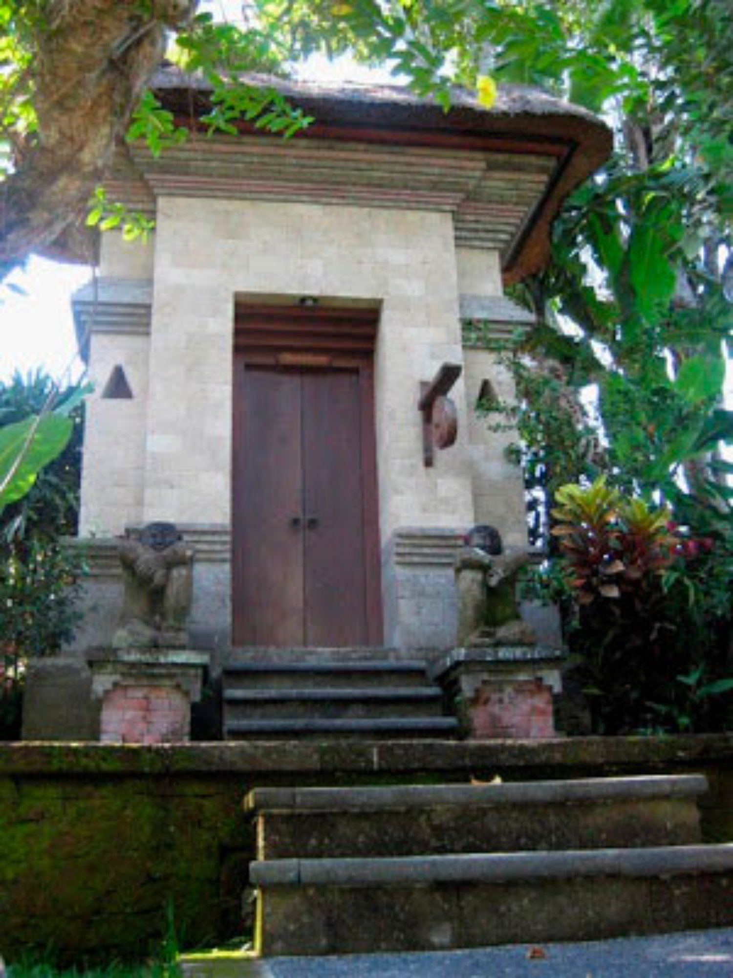 Angkul Angkul Minimalis Batu Alam