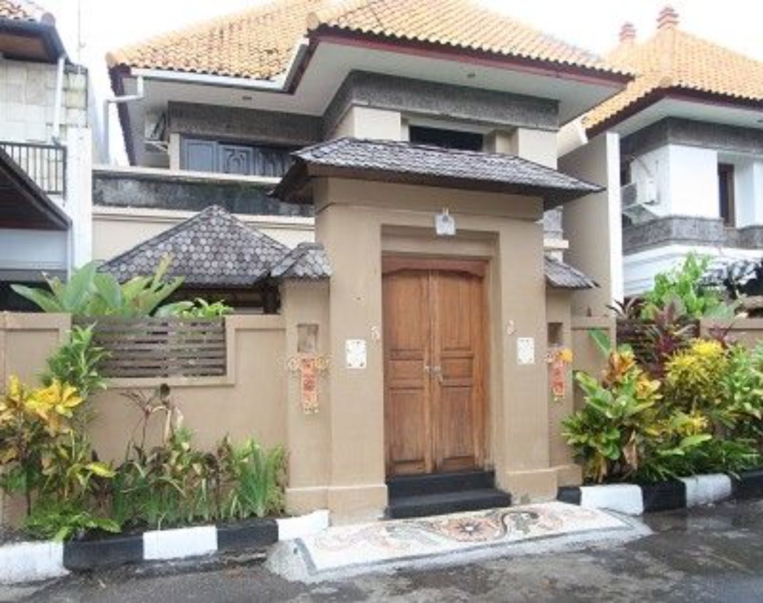 Contoh Angkul Angkul Bali