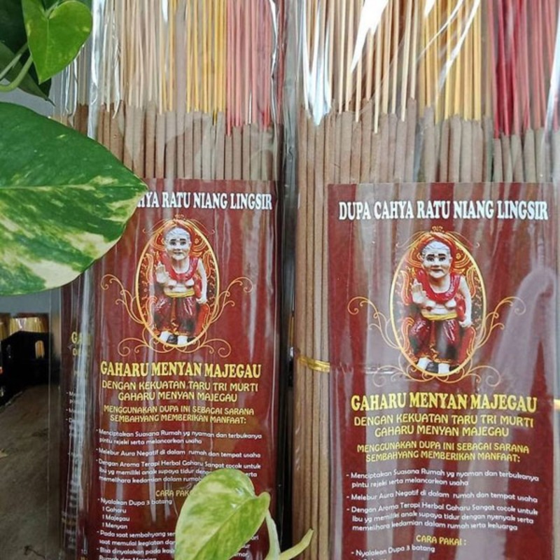 Dupa Ratu Niang Lingsir