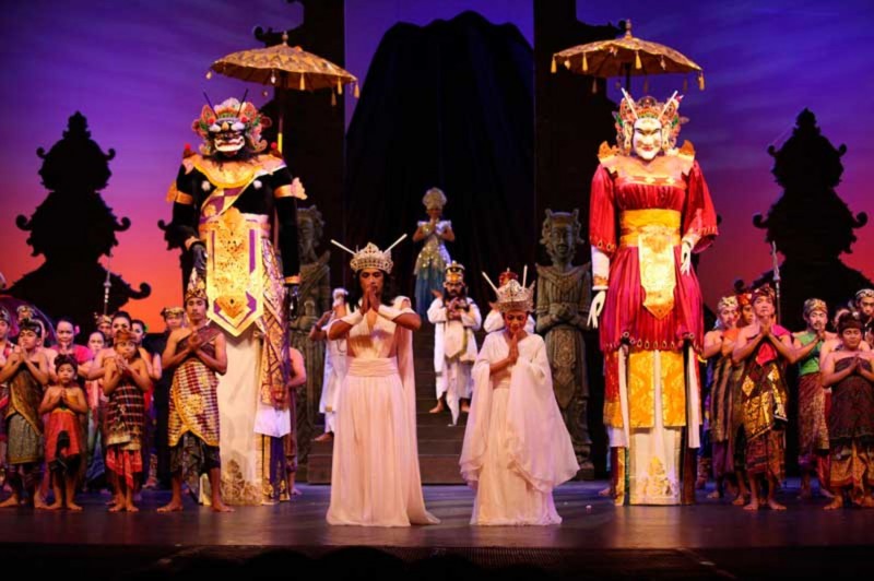 Bali Agung Show di Taman Safari Bali