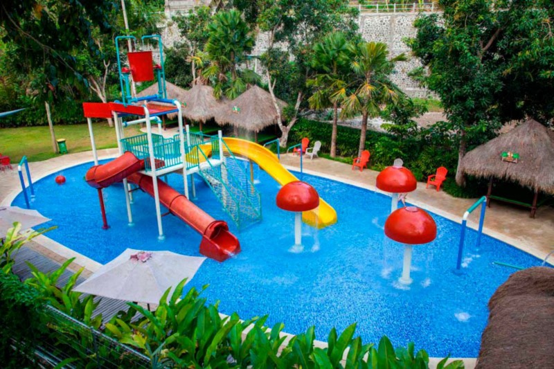 Jungle Splash Waterplay Di Bali Zoo Park