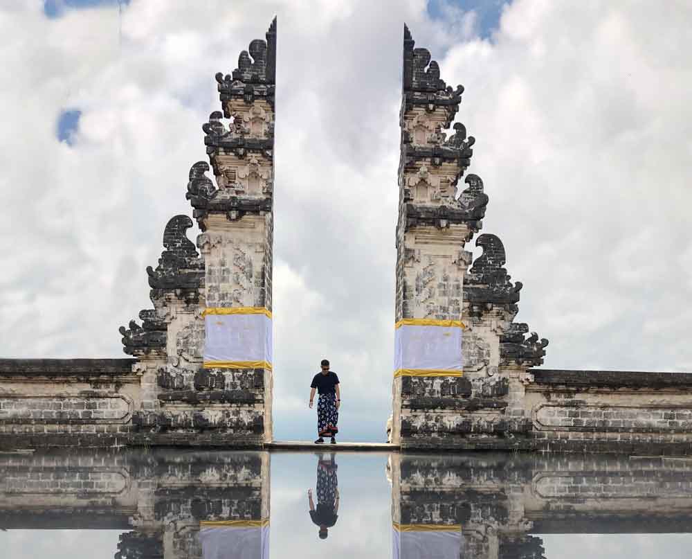 Lempuyang Temple Water Reflection