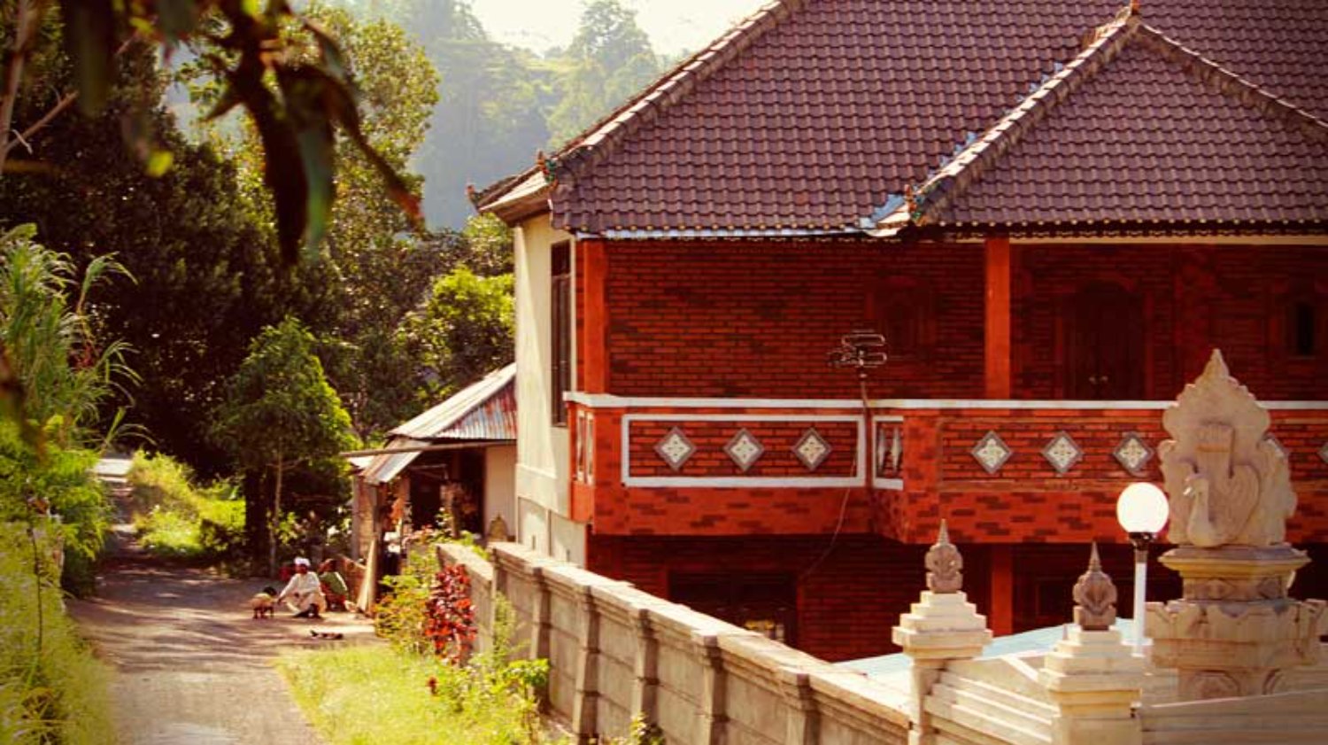 Pagar Rumah Batu Bata Merah Bali Konsep Minimalis