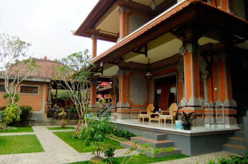 Rumah Bali Minimalis Batu Alam