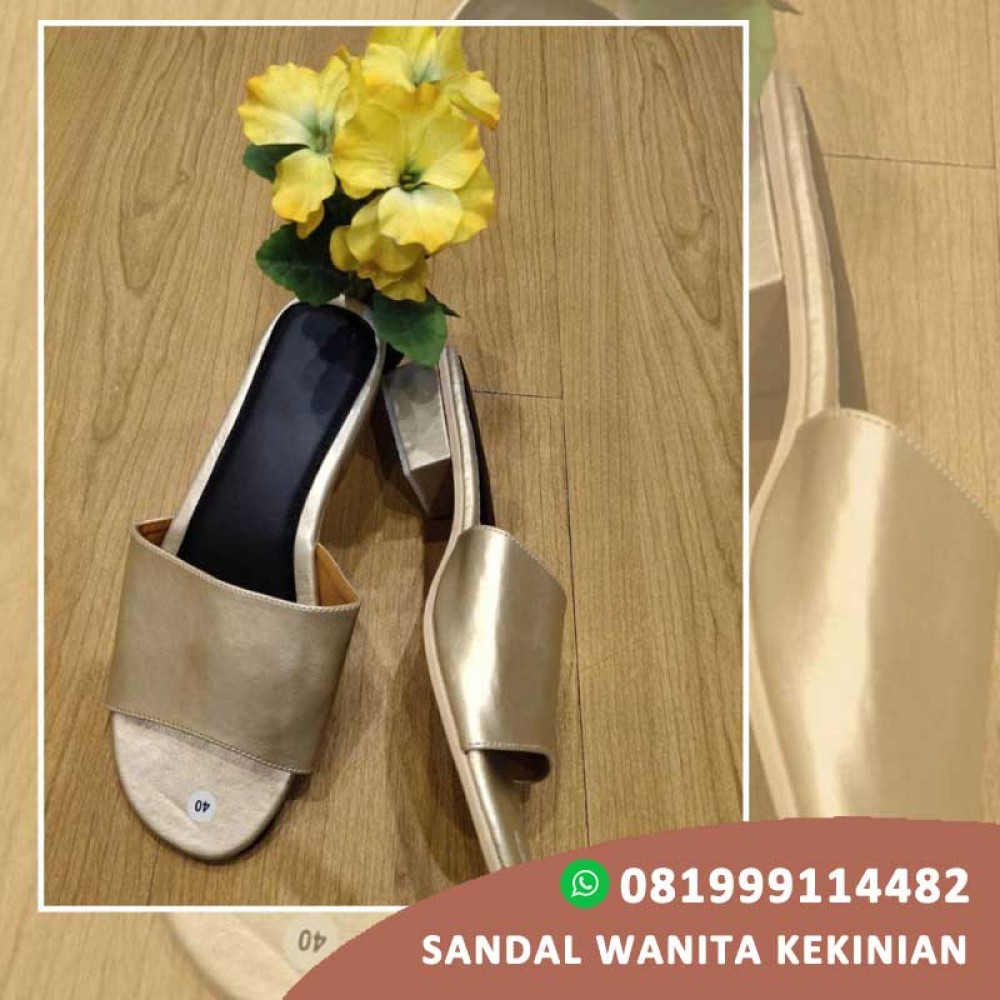 Sepatu Sandal Wedges Wanita