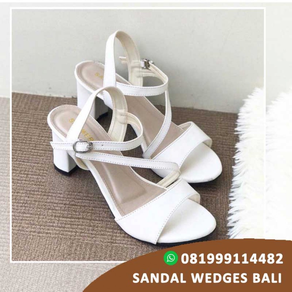 Jual Sandal Wanita Warna Putih